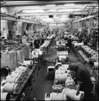 cca 1960-as évek, Kotnyek Antal (1921-1990) budapesti fotóriporter hagyatékából 13 db vintage NEGATÍ...