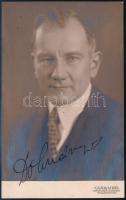 Dohnányi Ernő (1877-1960) zeneszerző aláírása egy őt ábrázoló fotón, 13,5x8,5 cm