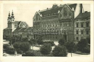 1930 Sopron, Széchenyi tér, Postapalota, Domonkos templom. Schöberl Antal fényképész (EK)