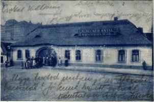 1933 Budapest I. Tabán, Albecker Antal veje Schreil Győző vendéglője, étterem, háttérben a budai vár (EB)