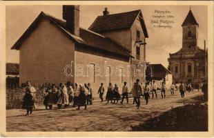 Pöstyén, Piestany; Templom utáni menet / after church ceremony (EK)