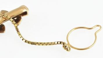 Arany (Au) 14 k. Nyakkendőcsipesz, kicsi briliánssal cca. 0,03 ct. jelzett, nettó: 8,2 g