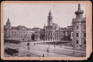 cca 1890 Arad, Városház tér villamossal, sérült, hátul ragasztot. Keményhátú fotó. 17x11 cm