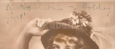 1953 Fedák Sári (1879-1955) színművésznő saját kezű aláírása és újévi üdvözlete őt ábrázoló fotón, A...