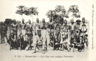 Congo Dika chef with his army