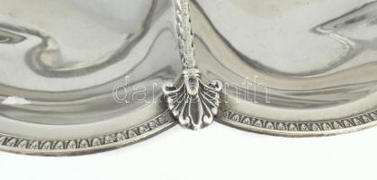 Kínálótál. Ezüstözött alpakka, hattyút formáló fogóval. Jelzett. d: 30 cm, m: 13 cm