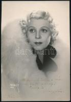 1936 Zilahy Irén (1902-1944) színésznő, énekesnő fotója, Wien, Manasse, a felületén Zilahy Irén sajátkezű dedikációjával, a hátoldalán pecséttel jelzett, 21,5x14,5 cm