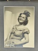 Régi fotóalbum, benne neves színészek portré- és színpadi / filmfotóival (pl. Békeffi Gábor, Kelemen...