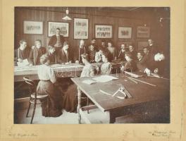 cca 1910-1920 Szabótanfolyam hallgatói Amerikában, W. E. Wright & Sons, 3 db kartonra kasírozott...