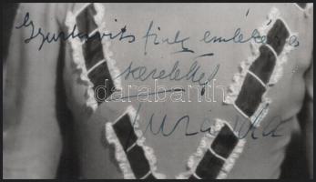 1941 Turay Ida (1907-1997) színésznő a Gyurkovics-fiuk c. film emlékére dedikált nagyméretű fotója, ...