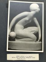 Liszkai Kováts Zoltán (1898-1967) szobrászművész műtermét és műveit bemutató fotóalbum, kb. 100 db f...