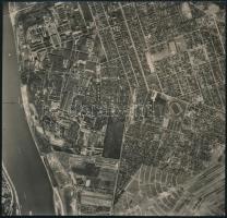 cca 1944 Budapest, II. világháborús katonai felderítő légifotó (gyár, stadion), hátoldalán feliratozva, ragasztónyommal, 12,5x12 cm