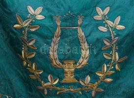 Temesvári kórusmozgalmi zászló 130x150 cm. Felirat: Rónáci Haladó Kör 1913 Temesvár 1933, "Dalo...