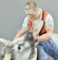 Herendi Toldi a Bikával. Színesen festett porcelán. kopott. Jelzett. 43x22x23 cm