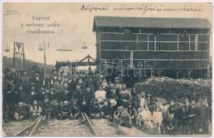 1909 Lupény, Lupeni; A sodronypálya végállomása, bánya iparvasút, csoportkép. Adler fényirda / industrial railway's wire rope in the coke works, mine, group picture (fl)