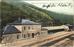 Adamov, Adamsthal; Bahnhof und Spitzberg / railway station (EK)