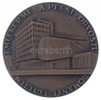 Csúcs Viktória (1934-) DN "A Pécsi Orvostudományi Egyetem Emlékérme / Pro Universitate" ké...