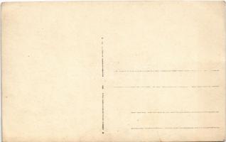 Magyar Királyi Folyamőrség matrózai szuronypuskákkal / Mariners of the Hungarian Royal River Guard w...