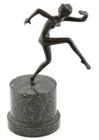 Női alak mozdulat közben, Art deco stílusú bronz szobor márvány talapzaton. Jelzés nélkül, alján sérült címkével: George William, Secretar(y of the) Treasur(y) felirattal (George William Miller (1925-2006), az Egyesült Államok volt pénzügyminisztere ?). Sérült, a talapzatból kijár, m: 35 cm