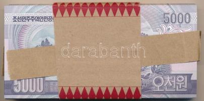 Észak-Korea 2006. 5000W (100x) sorszámkövetők "2408201 - 2408300" sérült kötegelővel T:I,I...