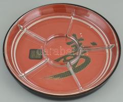 Kínai lakk tálca üvegbetéttel, kopott, d: 30 cm