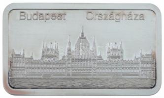 DN Budapest Országháza / Magyar Korona jelzett Ag befektetési tömb (31,14g/0.999/24x42mm) A Honvédelmi Minisztérium helyettes államtitkárától feliratú díszdobozban T:1,1- (eredetileg PP)