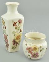 Zsolnay pillangó mintás porcelán vázácska és kaspó. Kézzel festett, jelzett, hibátlan. m: 14 és 6 cm