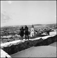 cca 1969 Bitskey Tibor (1929-2015) a Nemzet Színésze az egri várban két színésztársával, Kotnyek Ant...