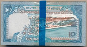 Jemen 1992. 10R (100x) banki kötegelővel, sorszámkövetők T:I,I- 
Yemen 1992. 10 Rials (100x) in Ban...