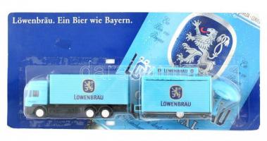Játék Löwenbräu teherautó eredeti csomagolásban, 19cm