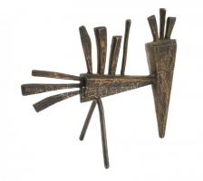 Percz János (1920-2000): Fakopáncs. Bronz plasztika. m: 16 cm, Jelezve: felső farktollán, PERCZ. Hib...