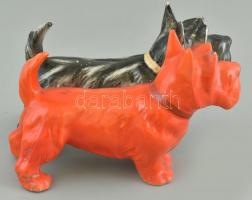 Skót terrierek. Kézzel festett kerámia, jelzett, sérült, m: 11 cm