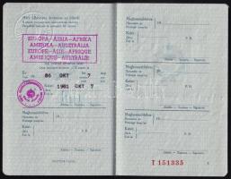 1981 Magyar Népköztársaság által kiállított fényképes útlevél, francia, svájci, német vízumokkal