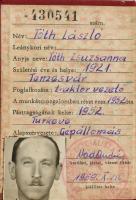 Tóth László traktoros, a szocialista munka hőse különböző igazolványai és iratai