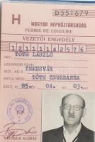 Tóth László traktoros, a szocialista munka hőse különböző igazolványai és iratai