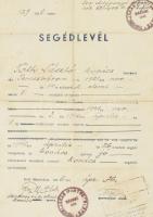 Tóth László traktoros, a szocialista munka hőse különböző igazolványai és iratai