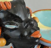 Komlós Art Deco figurális hamutartó. Színes mázakkal festett kerámia. Sérült, jelzett, m: 21 cm