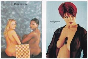20 db MODERN sakk motívum képeslap közte pár erotikus is / 20 modern chess motive postcards with some erotic