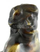 Betlen Gyula (1879 - 1963): Táncosnő. Öntött, patinázott bronz, fa talpon, jelzett. m: 29 cm