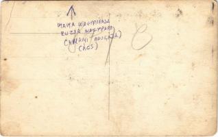 Első világháborús osztrák-magyar katonák a táborban kalapácsokkal / WWI K.u.k. (Austro-Hungarian) mi...