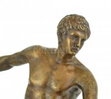 Diszkoszvető, patinázott bronz, márványtalpon, jelzés nélkül. m: 28 cm