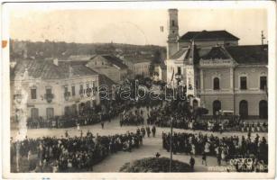 1940 Zilah, Zalau; bevonulás, Éder üzlete / entry of the Hungarian troops, shops + So. Stpl (felszíni sérülés / surface damage)