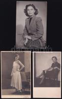 cca 1920-1960 Divatos hölgyek, 5 db fotó, némelyik felületén törésnyom, 13×8 és 17×8,5 cm közötti méretekben