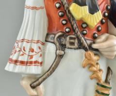 Herendi paraszt figura, tervezte: Csapváry Károly, színesen festet mázas porcelán, jelzett, hibátlan...