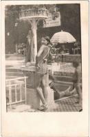 1933 Ismeretlen település, hölgy a strandon. photo