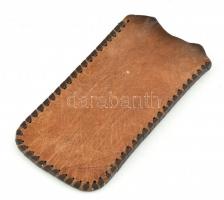 1980-as moszkvai olimpia logójával ellátott bőr szemüvegtok, kissé kopottas, 15x8 cm