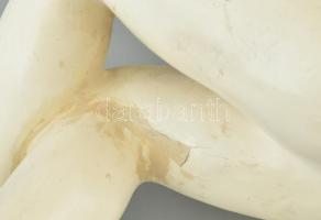 Cipőjét fűző balerina. Fehér mázas kerámia, jelzett, restaurált. m: 22 cm