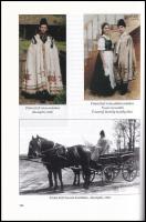 Bathó Edit: A jász viselet. Jászberény, 2004, Jász Múzeumért Alapítvány. Fekete-fehér és színes képe...