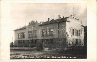 1941 Nagykőrös, M. kir. állami téli gazdasági iskola. Schillinger F. photo (fl)