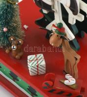 Karácsonyi festett fa zenélő asztali dísz. m: 20 cm